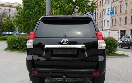 Toyota Land Cruiser Prado 150 рестайлинг 2, 2012 год, 3 200 000 рублей, 5 фотография