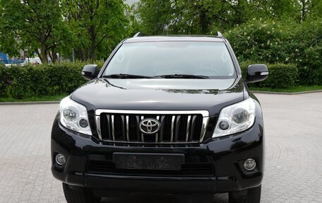 Toyota Land Cruiser Prado 150 рестайлинг 2, 2012 год, 3 200 000 рублей, 3 фотография