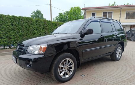 Toyota Highlander III, 2005 год, 1 650 000 рублей, 2 фотография