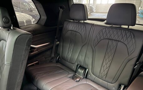 BMW X7, 2023 год, 13 990 000 рублей, 14 фотография