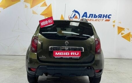 Renault Duster I рестайлинг, 2015 год, 810 000 рублей, 4 фотография