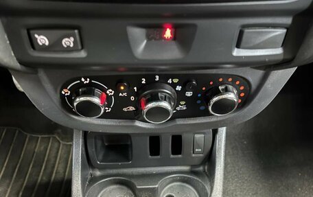 Renault Duster I рестайлинг, 2015 год, 810 000 рублей, 15 фотография