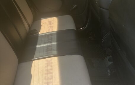 Renault Logan I, 2013 год, 412 000 рублей, 2 фотография