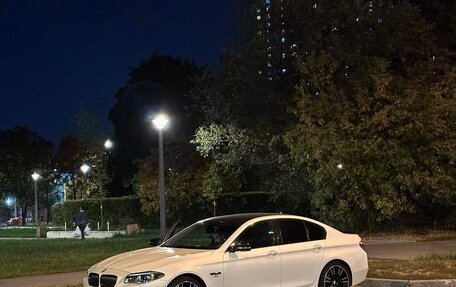 BMW 5 серия, 2015 год, 2 700 000 рублей, 3 фотография