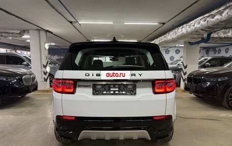 Land Rover Discovery Sport I рестайлинг, 2024 год, 6 700 000 рублей, 8 фотография
