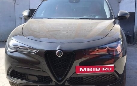 Alfa Romeo Stelvio, 2019 год, 3 250 000 рублей, 2 фотография