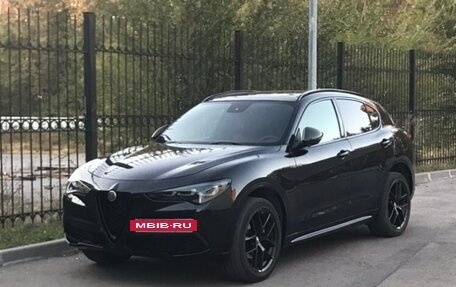 Alfa Romeo Stelvio, 2019 год, 3 250 000 рублей, 3 фотография