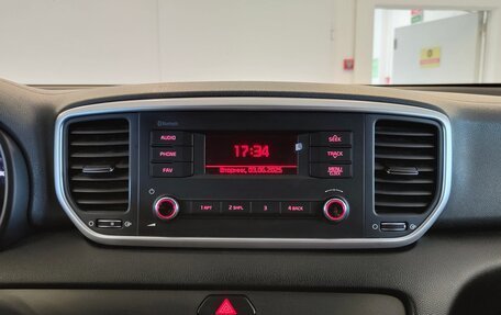 KIA Sportage IV рестайлинг, 2021 год, 2 210 000 рублей, 8 фотография