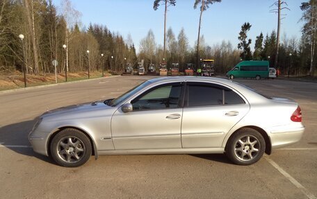 Mercedes-Benz E-Класс, 2002 год, 620 000 рублей, 1 фотография