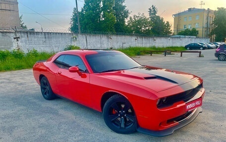 Dodge Challenger III рестайлинг 2, 2019 год, 3 250 000 рублей, 3 фотография
