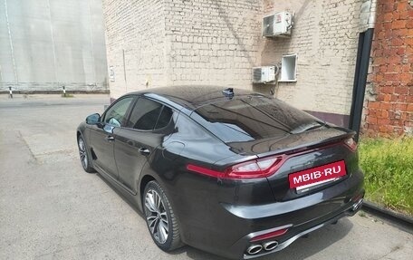 KIA Stinger I, 2018 год, 2 450 000 рублей, 3 фотография