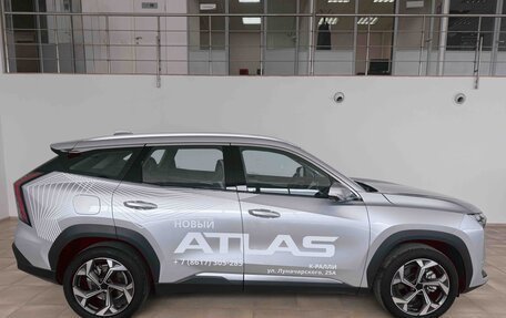 Geely Atlas, 2023 год, 2 750 000 рублей, 6 фотография