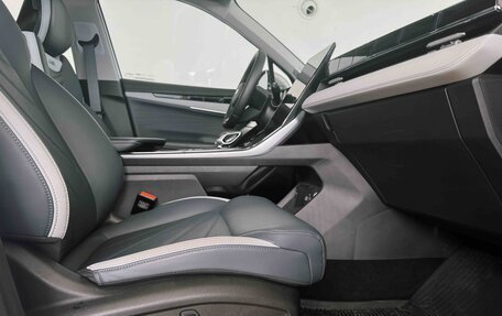 Geely Atlas, 2023 год, 2 750 000 рублей, 35 фотография