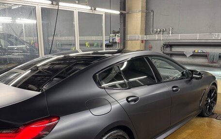 BMW 8 серия, 2020 год, 9 000 000 рублей, 18 фотография