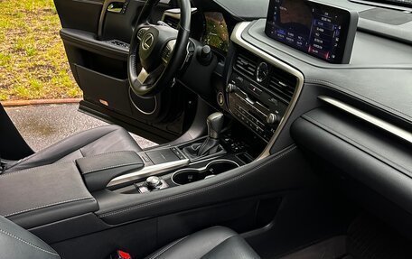 Lexus RX IV рестайлинг, 2020 год, 5 250 000 рублей, 29 фотография