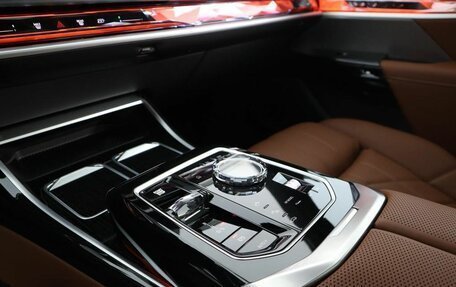 BMW 7 серия, 2024 год, 20 500 000 рублей, 18 фотография