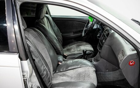 Toyota Avensis III рестайлинг, 2000 год, 355 000 рублей, 15 фотография