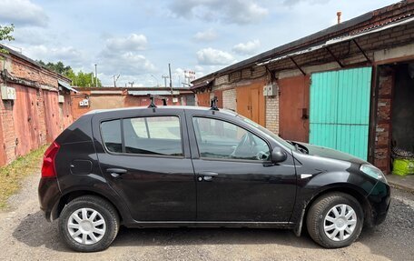 Renault Sandero I, 2014 год, 730 000 рублей, 2 фотография