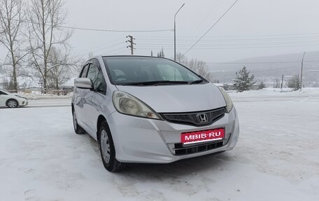 Honda Fit III, 2011 год, 970 000 рублей, 1 фотография