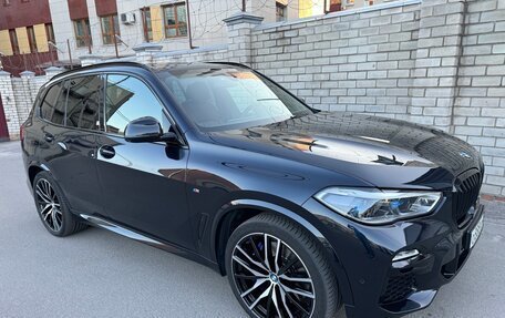 BMW X5, 2019 год, 9 900 000 рублей, 3 фотография