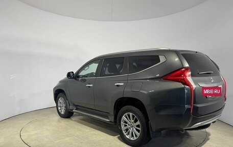 Mitsubishi Pajero Sport III рестайлинг, 2021 год, 2 589 000 рублей, 9 фотография