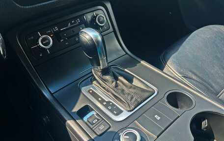 Volkswagen Touareg III, 2012 год, 2 078 600 рублей, 24 фотография