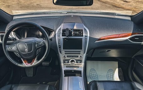 Lincoln MKZ II рестайлинг, 2017 год, 2 590 000 рублей, 8 фотография