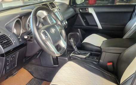 Toyota Land Cruiser Prado 150 рестайлинг 2, 2015 год, 2 990 000 рублей, 2 фотография
