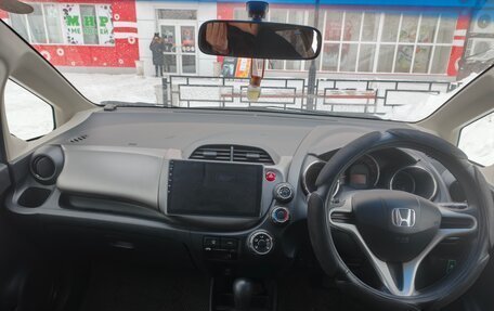 Honda Fit III, 2011 год, 970 000 рублей, 9 фотография