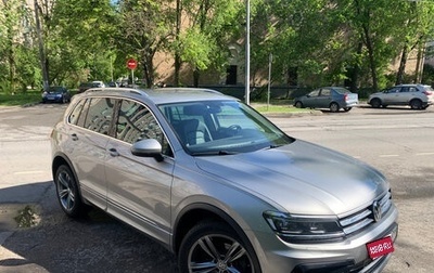 Volkswagen Tiguan II, 2018 год, 2 950 000 рублей, 1 фотография