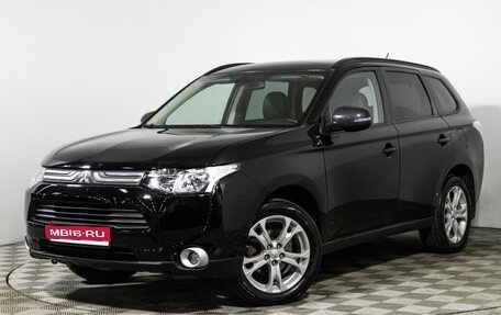Mitsubishi Outlander III рестайлинг 3, 2013 год, 849 898 рублей, 1 фотография