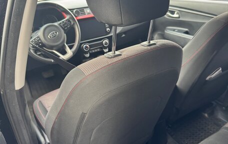 KIA Rio IV, 2021 год, 1 599 000 рублей, 5 фотография
