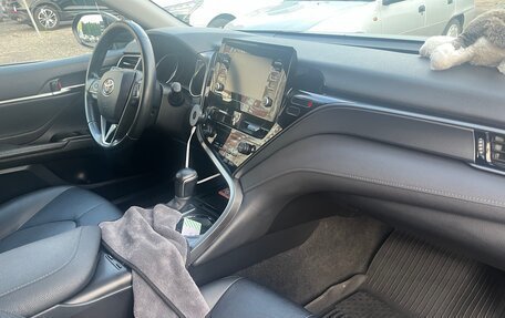 Toyota Camry, 2021 год, 2 880 000 рублей, 5 фотография