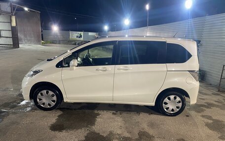 Honda Freed I, 2012 год, 1 200 000 рублей, 6 фотография
