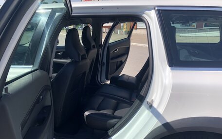 Volvo XC70 II рестайлинг, 2015 год, 2 750 000 рублей, 17 фотография