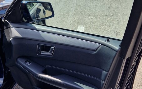 Mercedes-Benz E-Класс, 2014 год, 2 300 000 рублей, 10 фотография