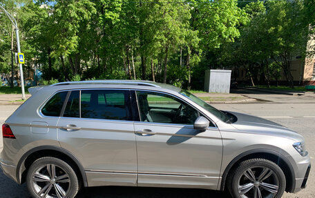 Volkswagen Tiguan II, 2018 год, 2 950 000 рублей, 4 фотография