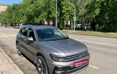 Volkswagen Tiguan II, 2018 год, 2 950 000 рублей, 6 фотография