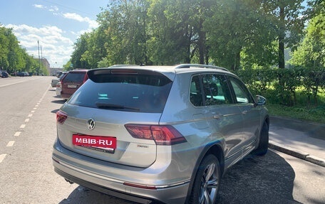 Volkswagen Tiguan II, 2018 год, 2 950 000 рублей, 2 фотография