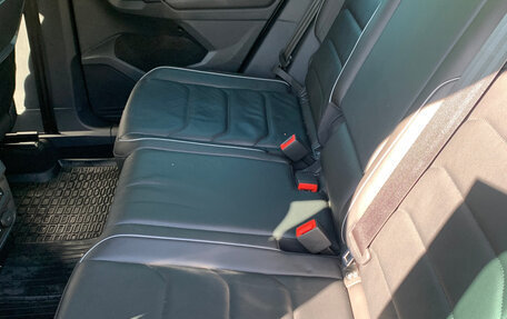 Volkswagen Tiguan II, 2018 год, 2 950 000 рублей, 19 фотография