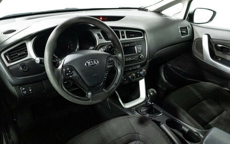 KIA cee'd III, 2012 год, 868 989 рублей, 11 фотография