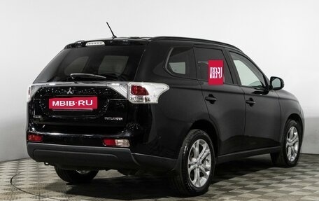 Mitsubishi Outlander III рестайлинг 3, 2013 год, 849 898 рублей, 5 фотография