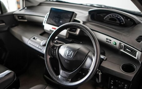 Honda Freed I, 2012 год, 1 310 000 рублей, 10 фотография