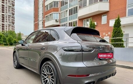 Porsche Cayenne III, 2019 год, 9 830 000 рублей, 3 фотография