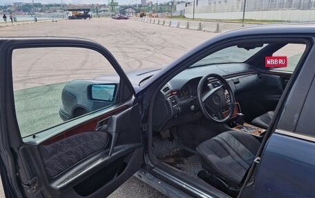 Mercedes-Benz E-Класс, 1996 год, 365 000 рублей, 7 фотография