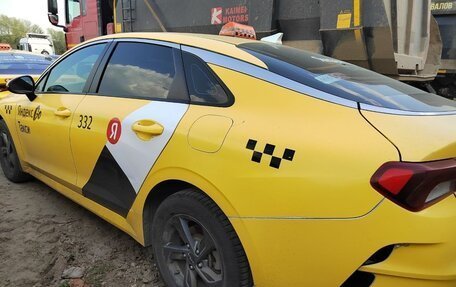 KIA K5, 2021 год, 700 000 рублей, 4 фотография