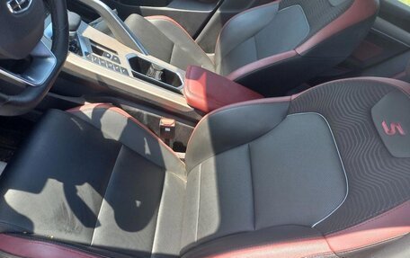 Geely Coolray I, 2023 год, 1 881 000 рублей, 9 фотография