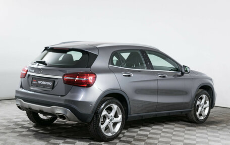 Mercedes-Benz GLA, 2019 год, 2 400 000 рублей, 5 фотография