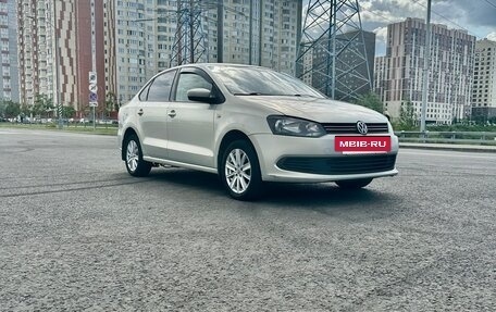Volkswagen Polo VI (EU Market), 2012 год, 660 000 рублей, 2 фотография
