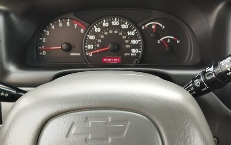 Chevrolet Tracker II, 2000 год, 880 000 рублей, 11 фотография